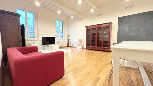 appartamento in vendita a Lucca in zona Centro Città