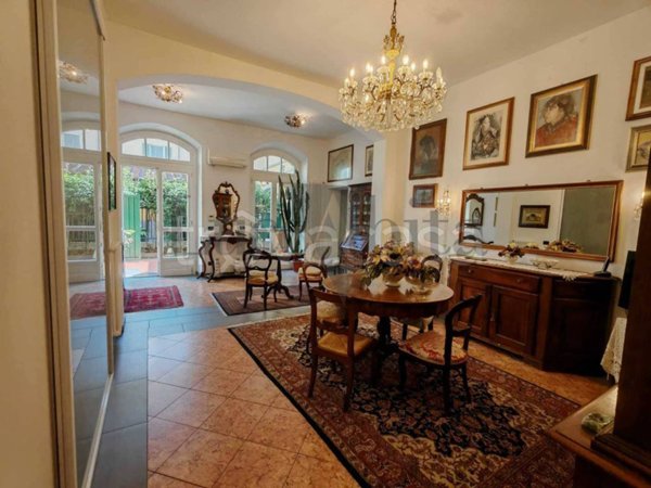 appartamento in vendita a Lucca in zona Centro Città