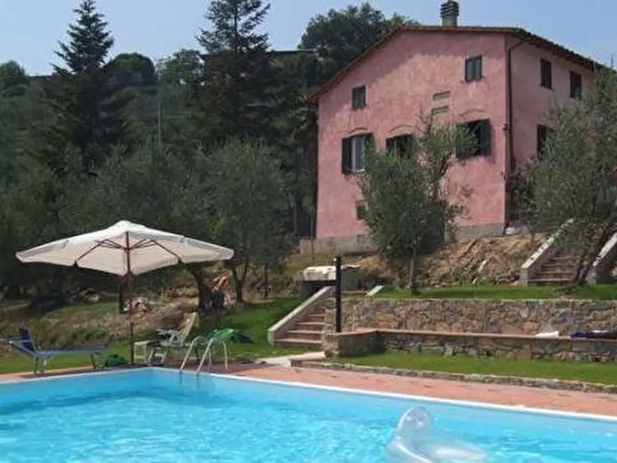 casale in vendita a Lucca