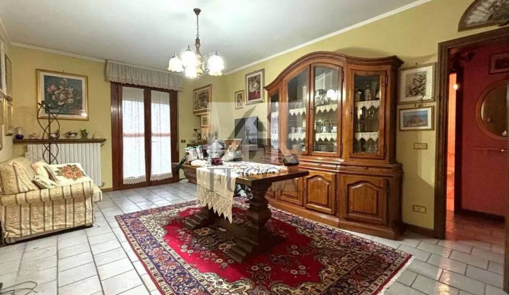 appartamento in vendita a Lucca in zona Monte San Quirico