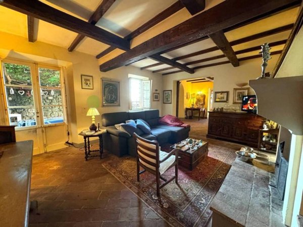 casale in vendita a Lucca in zona Monte San Quirico