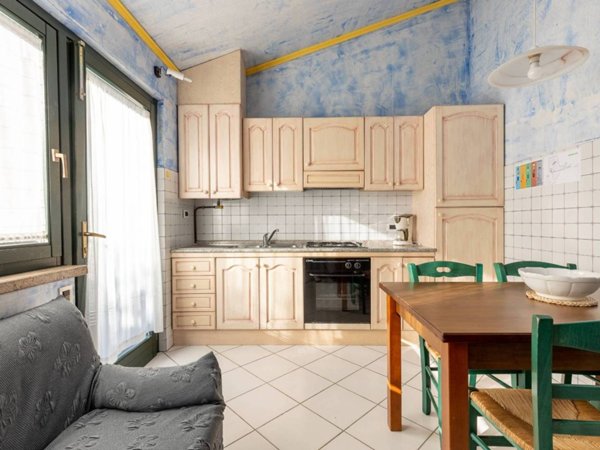 casa indipendente in vendita a Lucca in zona Ponte San Pietro
