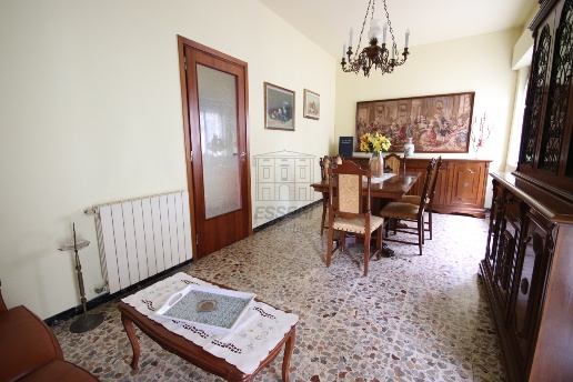 appartamento in vendita a Lucca in zona Centro Città