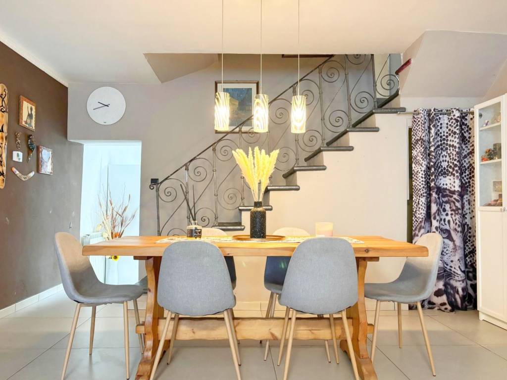 casa indipendente in vendita a Lucca in zona Santa Maria del Giudice