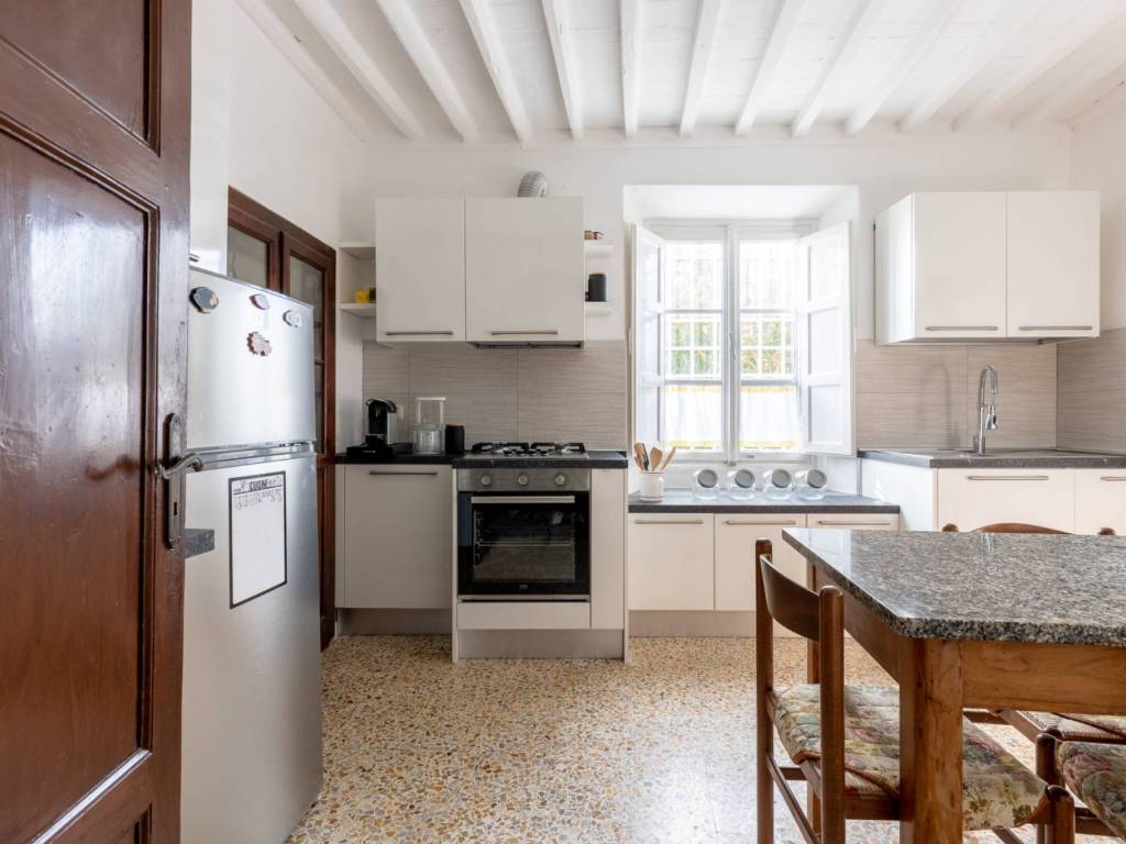 casa indipendente in vendita a Lucca in zona Sant'Angelo in Campo