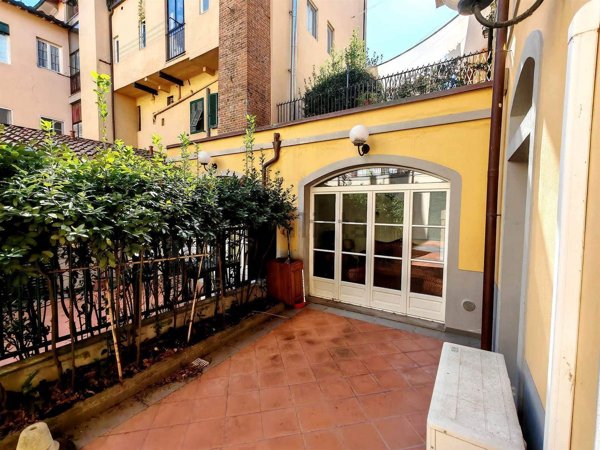 appartamento in vendita a Lucca in zona Centro Città