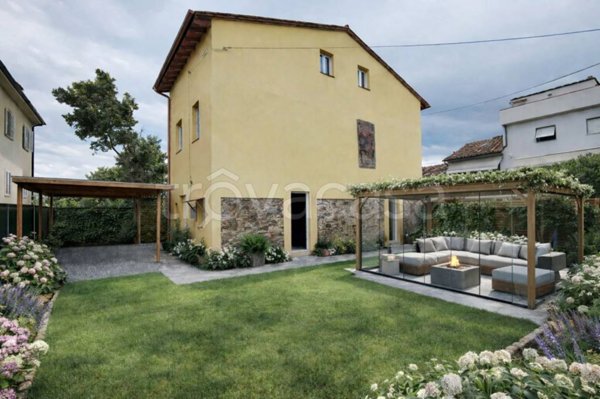 casa indipendente in vendita a Lucca in zona Zona San Concordio
