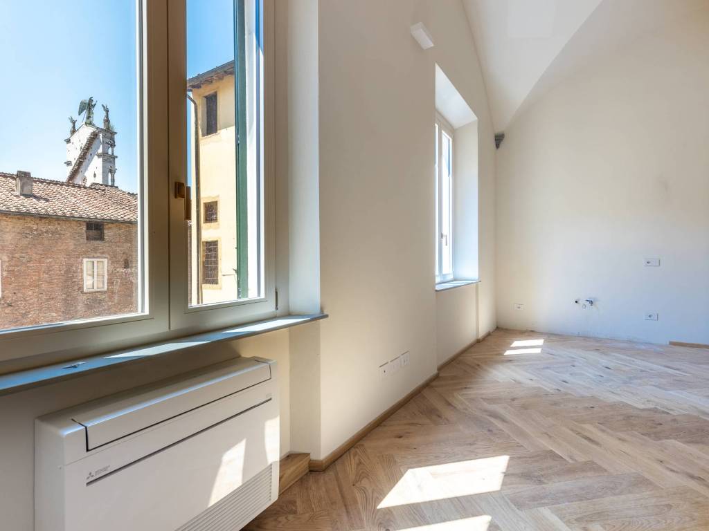 appartamento in vendita a Lucca in zona Centro Città