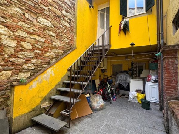 casa indipendente in vendita a Lucca in zona zona San Marco