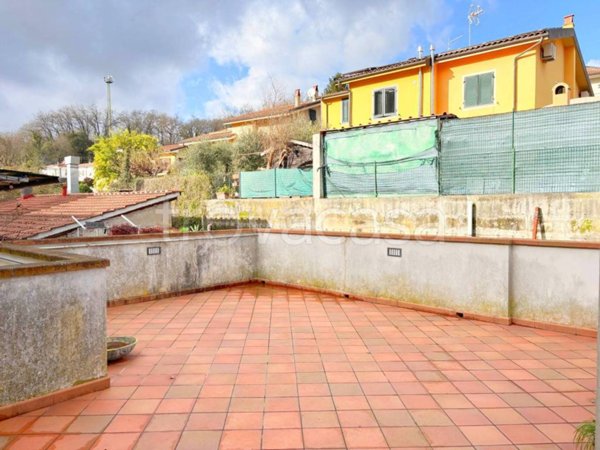 appartamento in vendita a Lucca in zona Ponte San Pietro