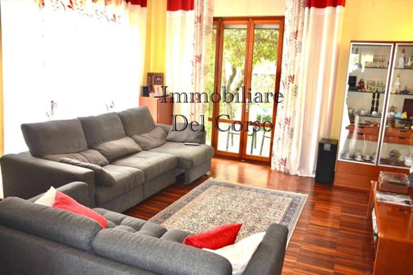 casa indipendente in vendita a Lucca in zona San Pietro a Vico