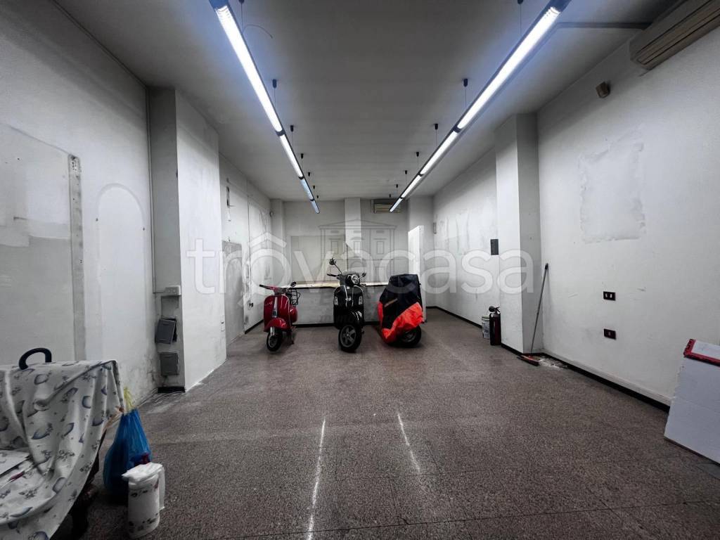 negozio in vendita a Lucca in zona zona San Marco