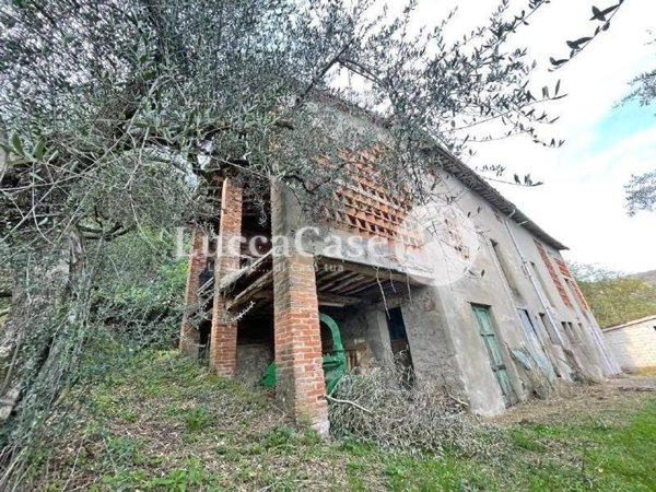 casa indipendente in vendita a Lucca in zona Pieve Santo Stefano