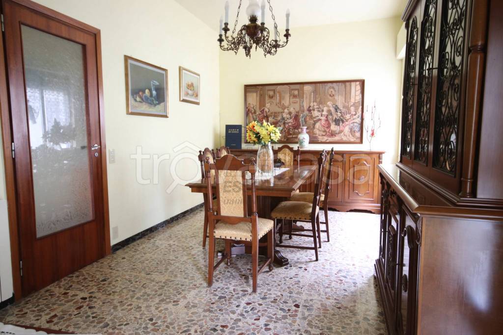 appartamento in vendita a Lucca in zona Centro Città