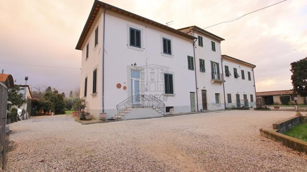 casa indipendente in vendita a Lucca in zona zona SS. Annunziata