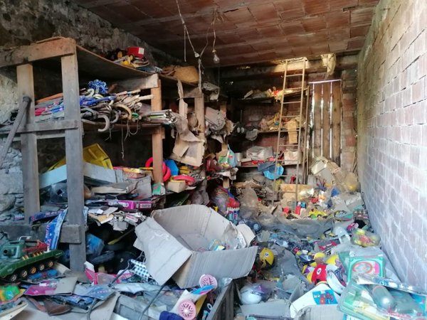 casa indipendente in vendita a Lucca in zona Montuolo