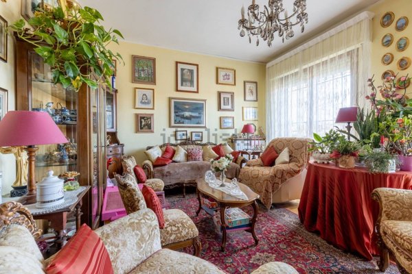 appartamento in vendita a Lucca in zona zona San Filippo