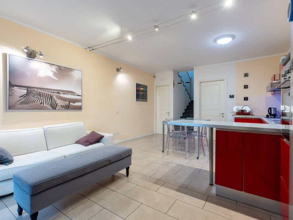 casa indipendente in vendita a Lucca in zona zona Mugnano