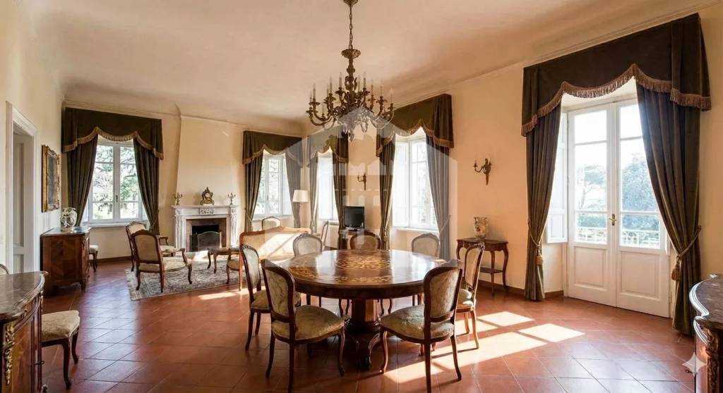 casa indipendente in vendita a Lucca in zona zona Arancio