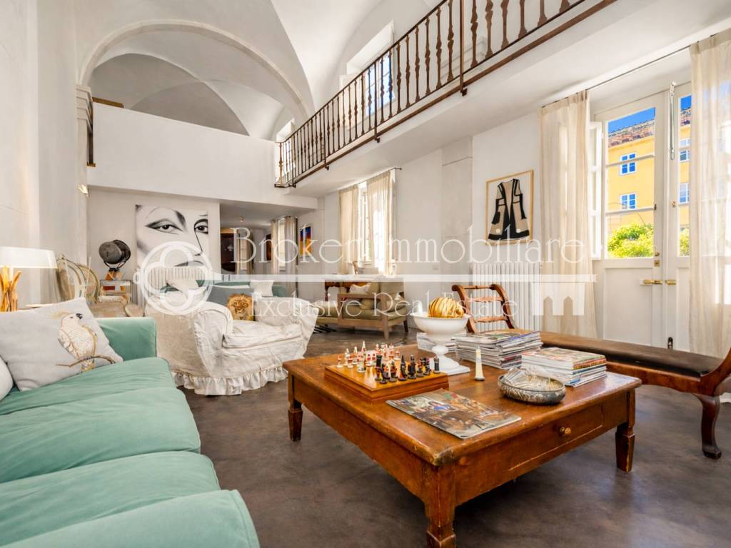 appartamento in vendita a Lucca in zona Centro Città
