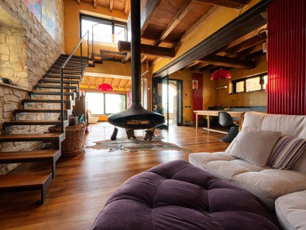 casa indipendente in vendita a Lucca in zona Aquilea