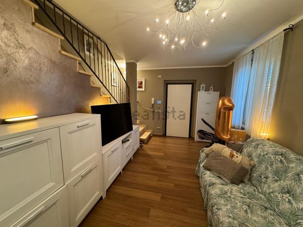 casa indipendente in vendita a Lucca in zona zona San Vito