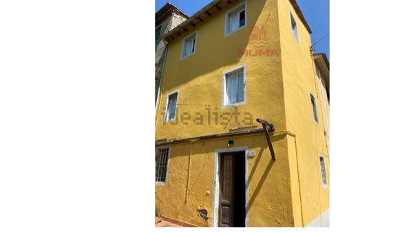 casa indipendente in vendita a Lucca in zona San Lorenzo a Vaccoli
