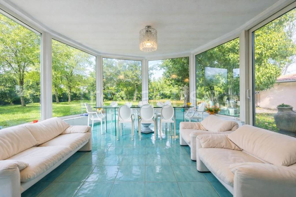 casa indipendente in vendita a Lucca in zona Maggiano