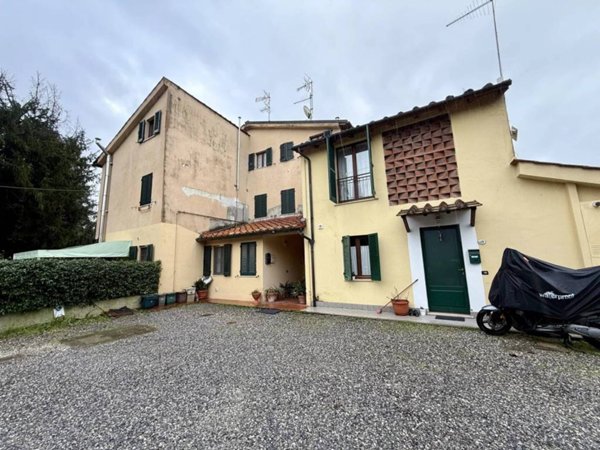 appartamento in vendita a Lucca in zona Monte San Quirico