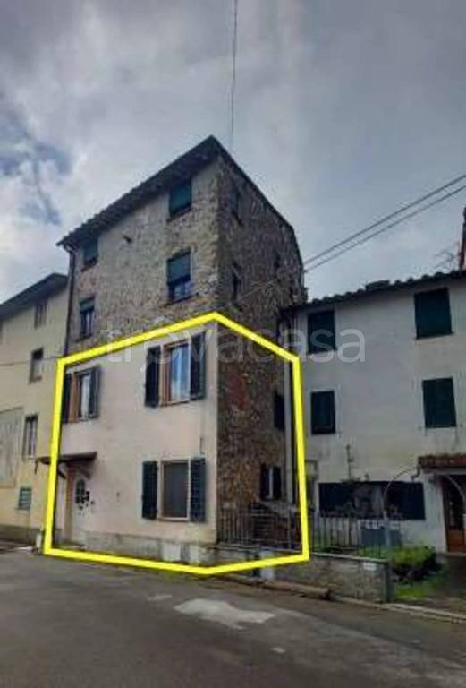 appartamento in vendita a Lucca in zona Nave