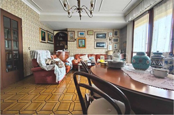 appartamento in vendita a Lucca in zona zona Arancio