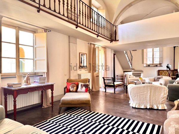 appartamento in vendita a Lucca in zona Centro Città