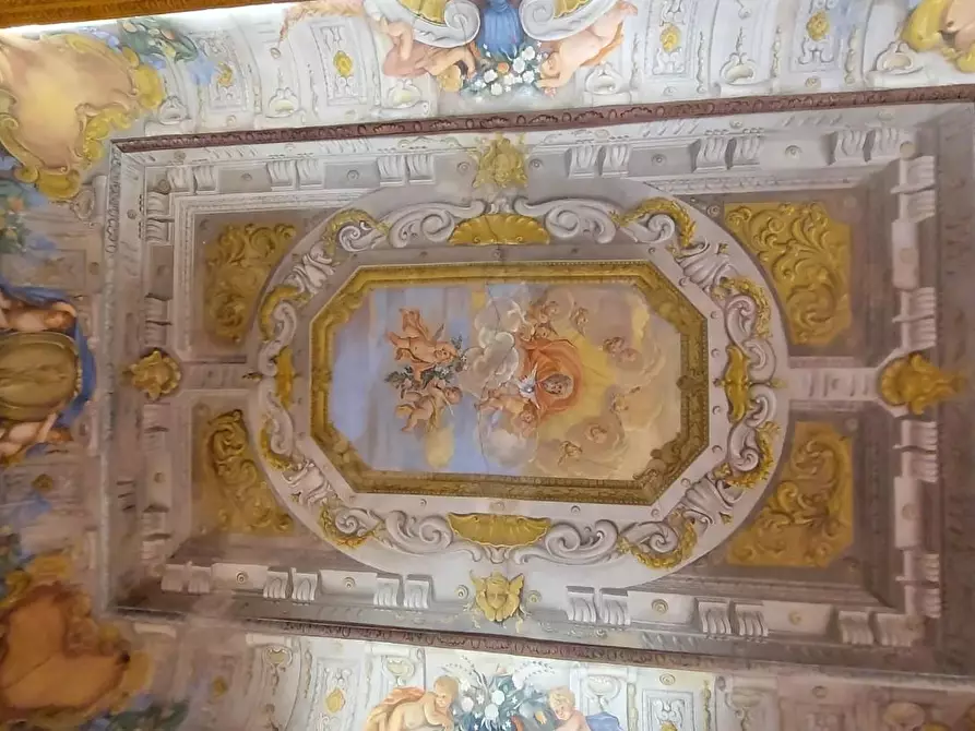 villa in vendita a Lucca in zona Ciciana