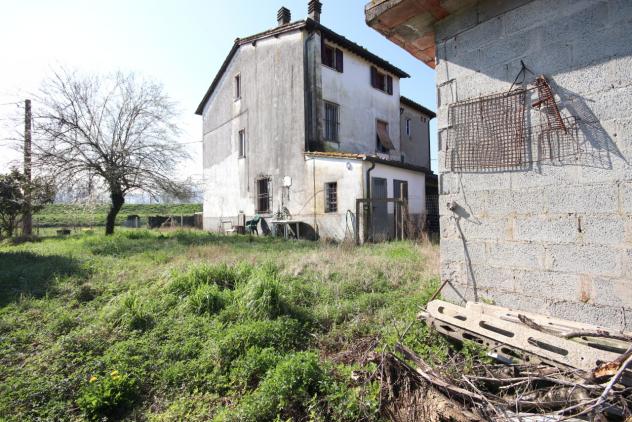casa indipendente in vendita a Lucca in zona Sant'Alessio