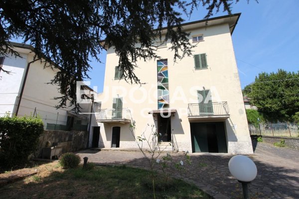 casa indipendente in vendita a Lucca in zona Santa Maria del Giudice