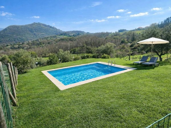 casa indipendente in vendita a Lucca in zona Aquilea