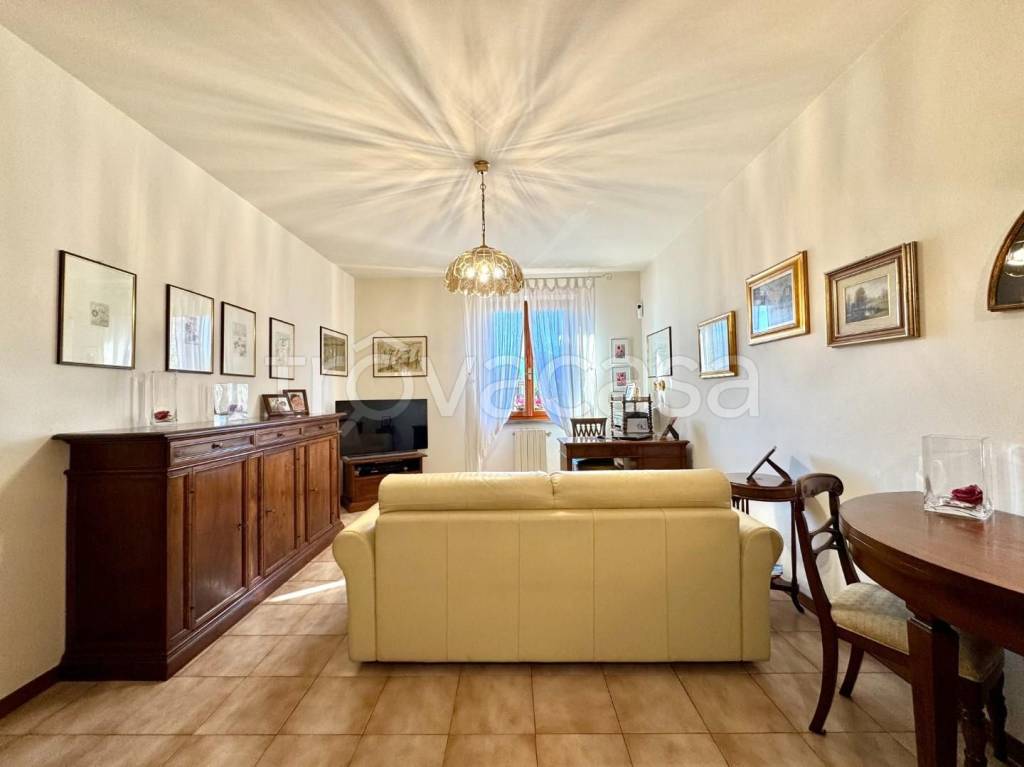 appartamento in vendita a Lucca in zona zona Mugnano