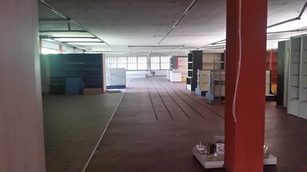 capannone in vendita a Lucca in zona Sant'Anna