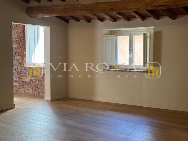 appartamento in vendita a Lucca in zona Centro Città