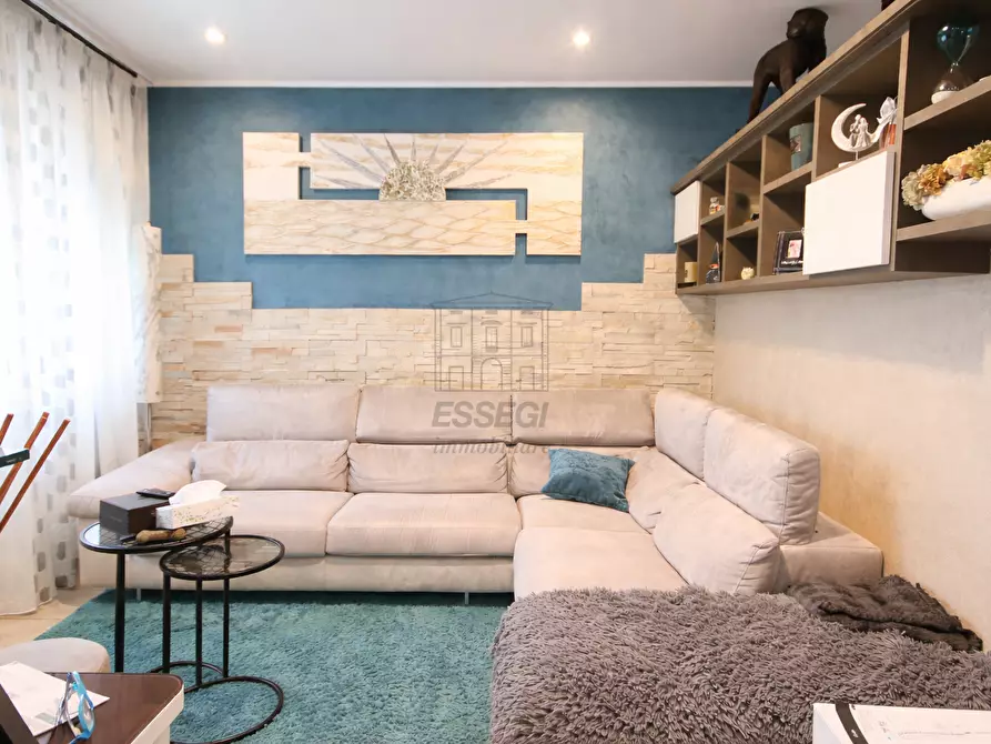 casa indipendente in vendita a Lucca