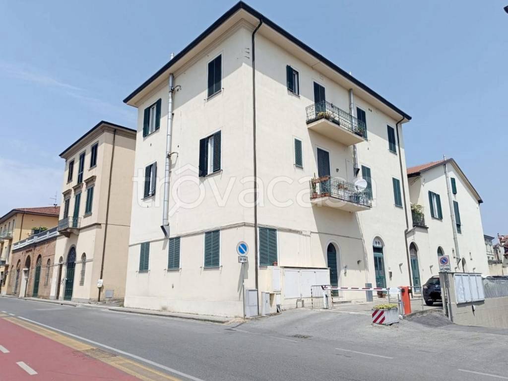 appartamento in vendita a Lucca in zona Zona San Concordio