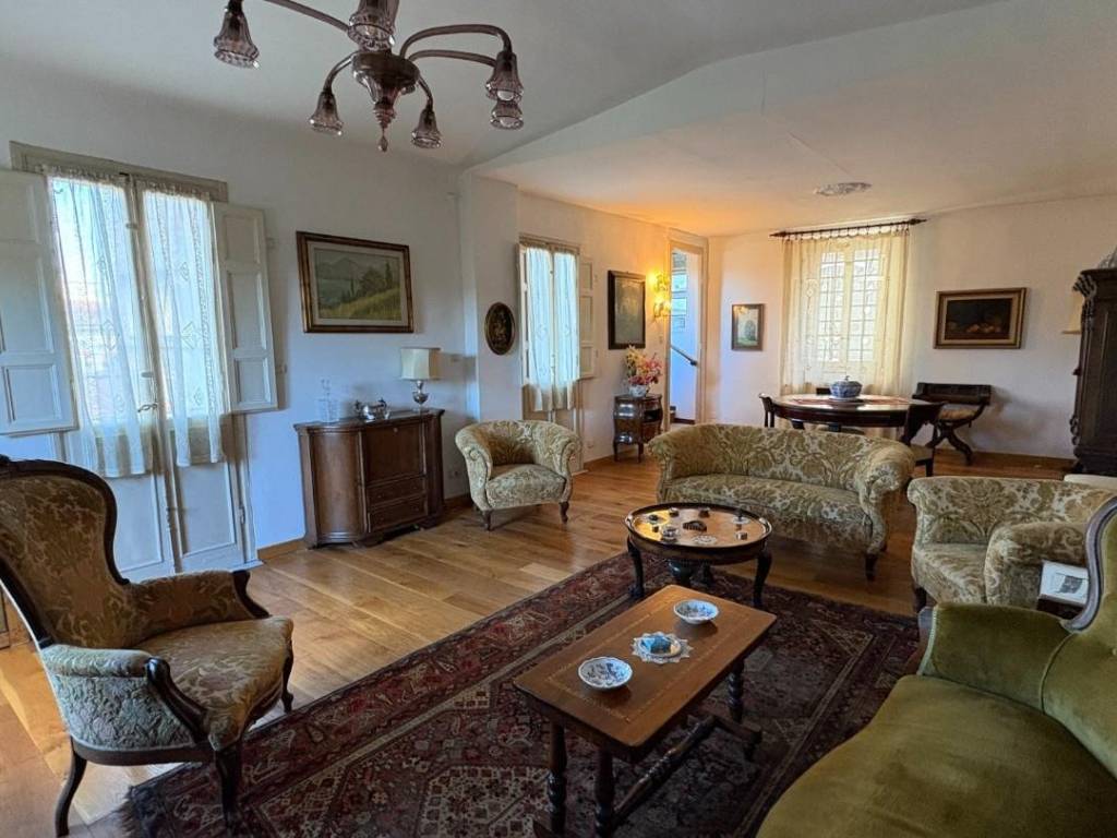 appartamento in vendita a Lucca in zona Centro Città