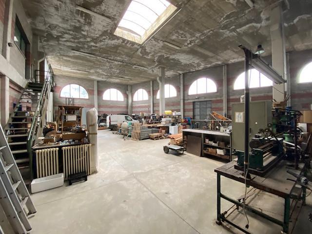 locale di sgombero in vendita a Lucca in zona Monte San Quirico