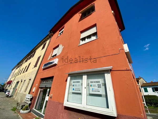 ufficio in vendita a Lucca in zona zona San Vito