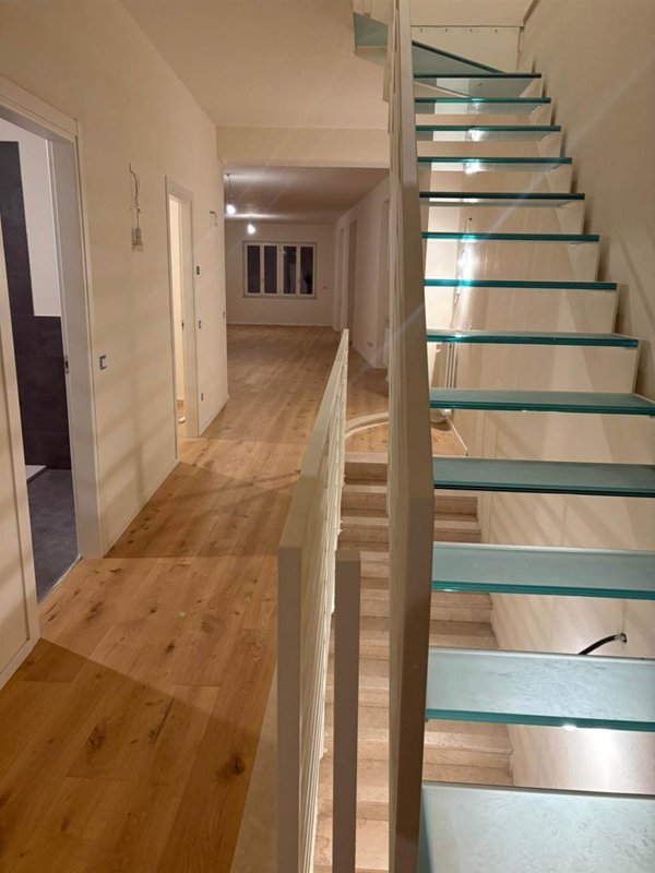 casa indipendente in vendita a Lucca in zona Centro Città