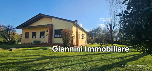 casa indipendente in vendita a Lucca in zona Zona San Concordio