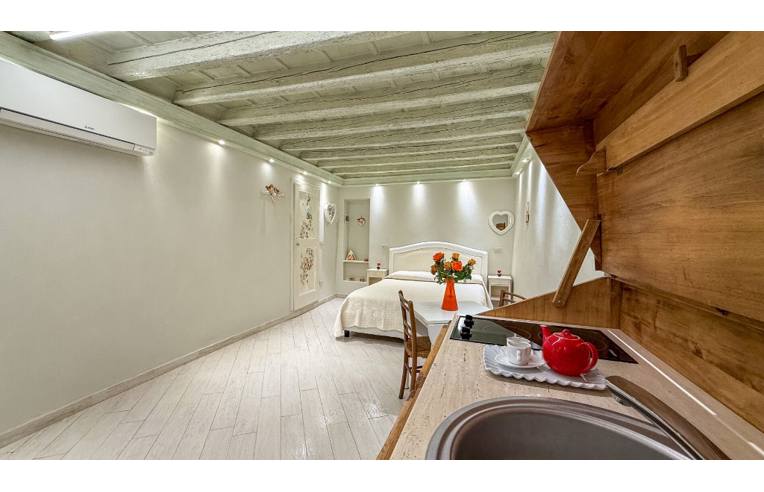 appartamento in vendita a Lucca in zona Centro Città