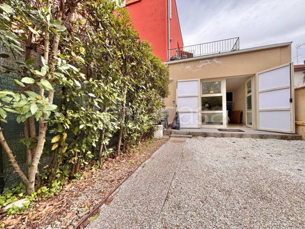appartamento in vendita a Lucca in zona zona San Vito
