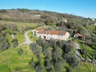 casa indipendente in vendita a Lucca in zona Centro Città