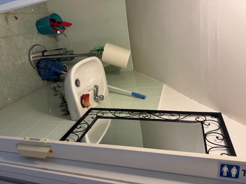 negozio in vendita a Lucca in zona Sant'Anna